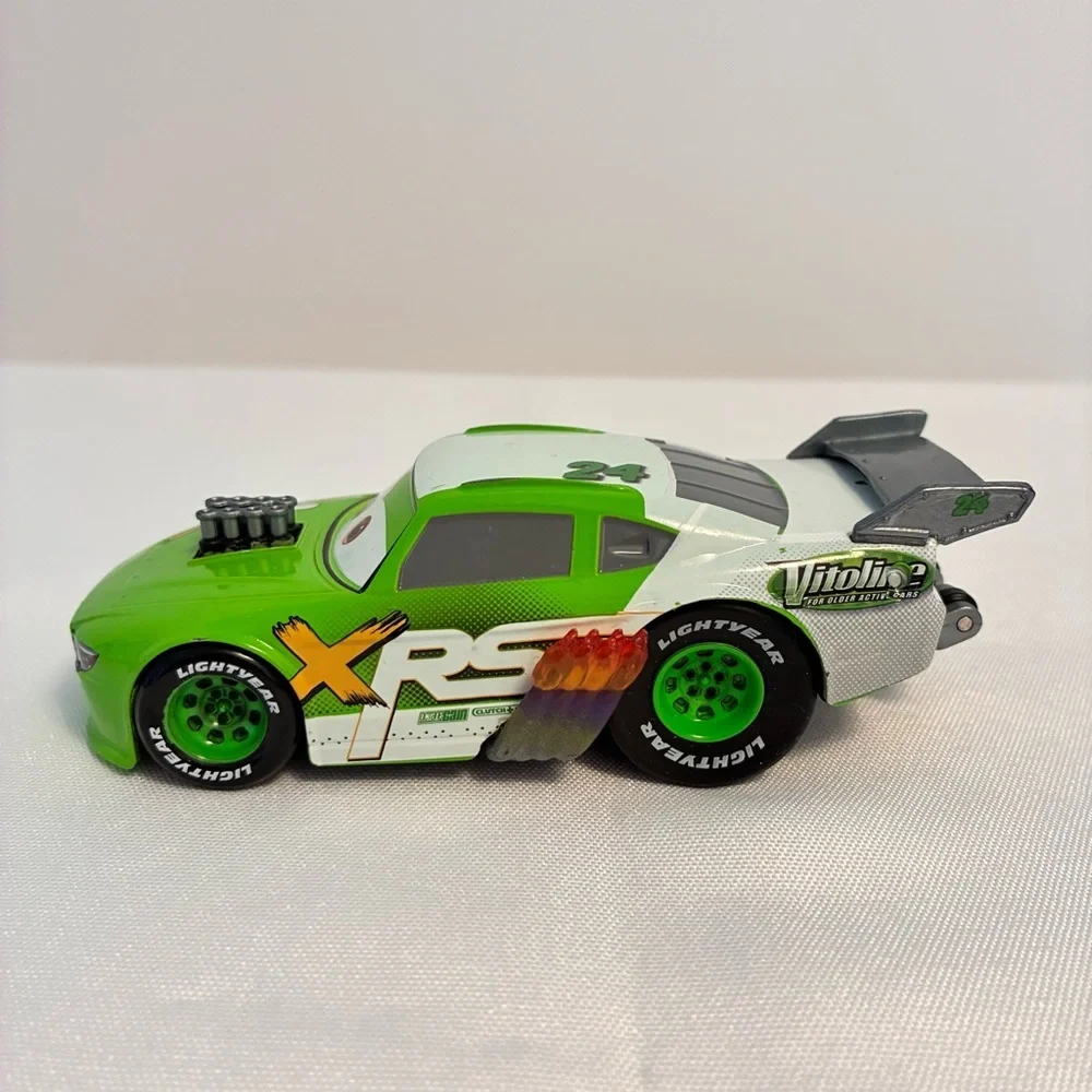 Disney Pixar Cars Pull-N-Race Diecast Lightning McQueen Brick Yardly Toy Cars